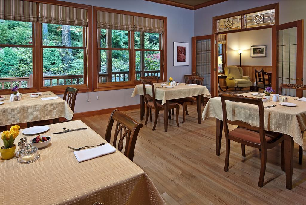 Meritage Meadows Inn Redmond Exterior foto