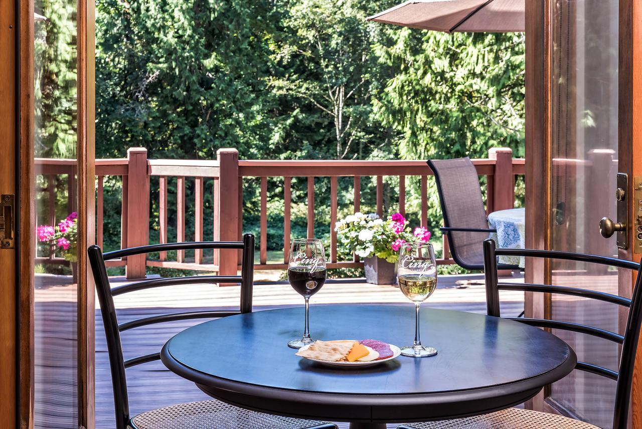 Meritage Meadows Inn Redmond Exterior foto